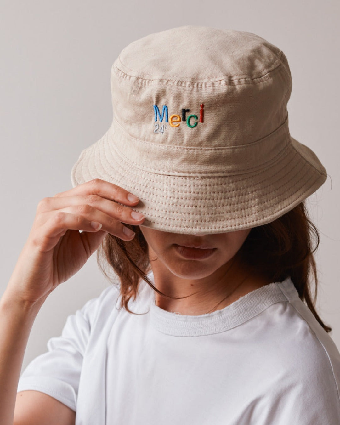 Merci - 24' Bucket Hat - Ecru