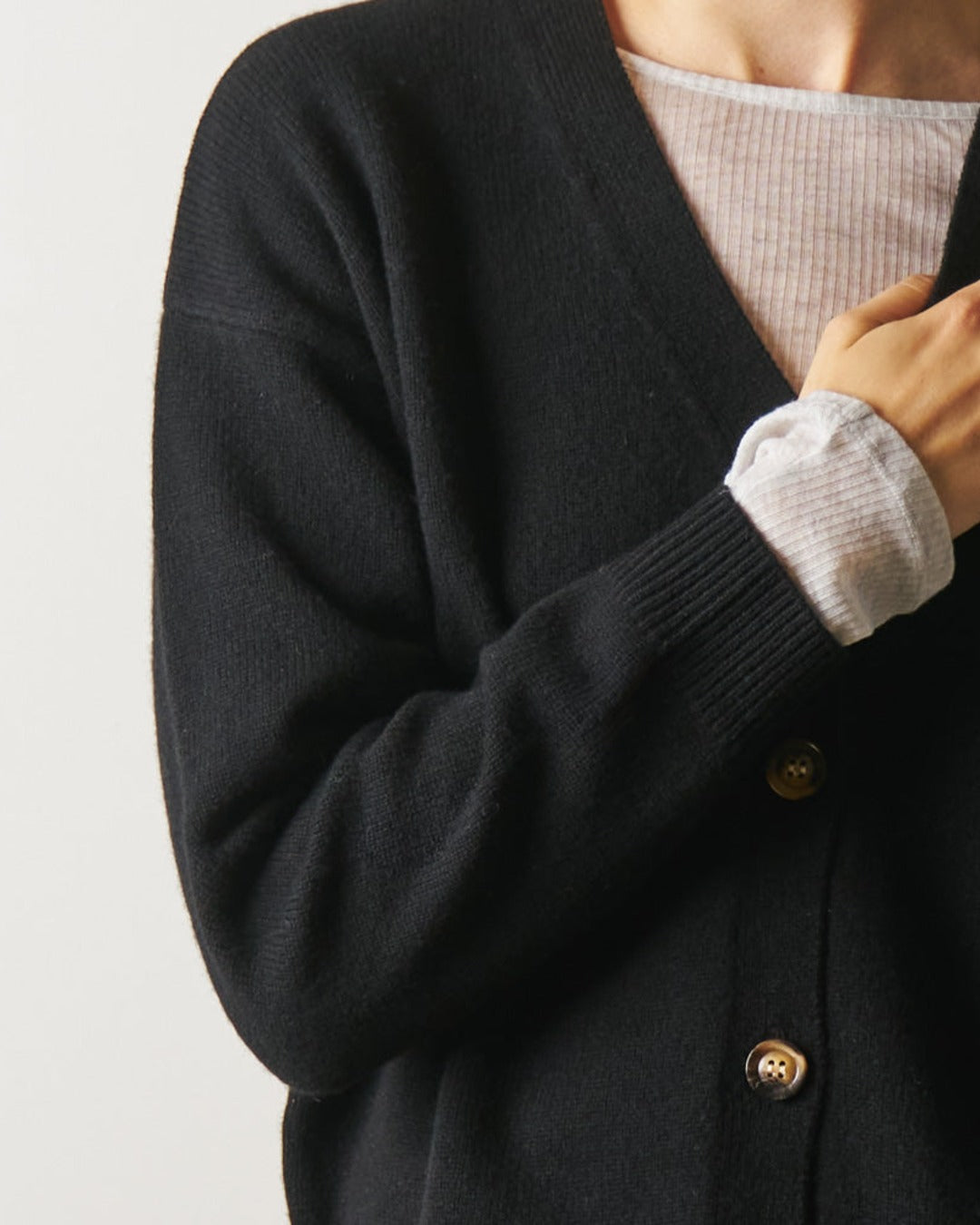 Merci - Gilet Lucia en Laine - Noir