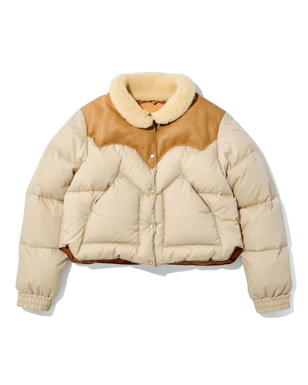 Doudoune courte Merci Paris Rocky Mountain beige avec empiècement en cuir marron et col en peau lainée naturelle