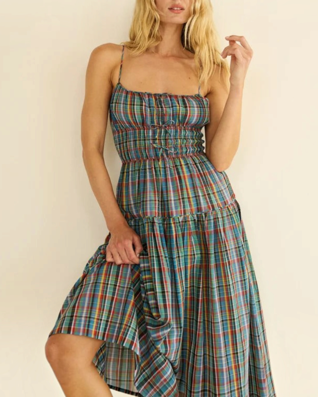 Robe midi Merci Paris Dôen en coton biologique bleu à carreaux avec buste élastiqué et fines bretelles