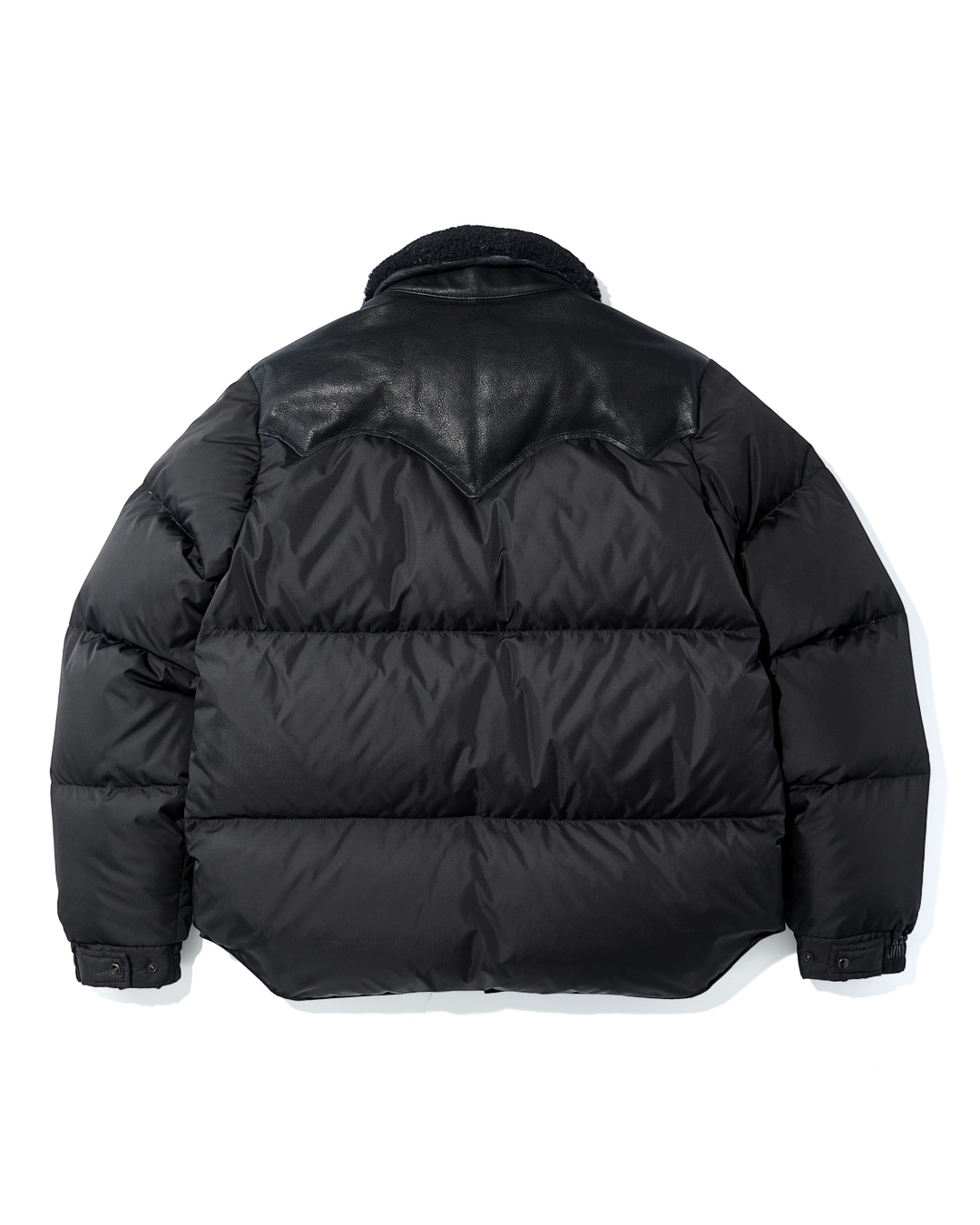 Vue arrière de la veste Merci Paris Rocky Mountain Christy noire en nylon avec empiècement en cuir et col en laine