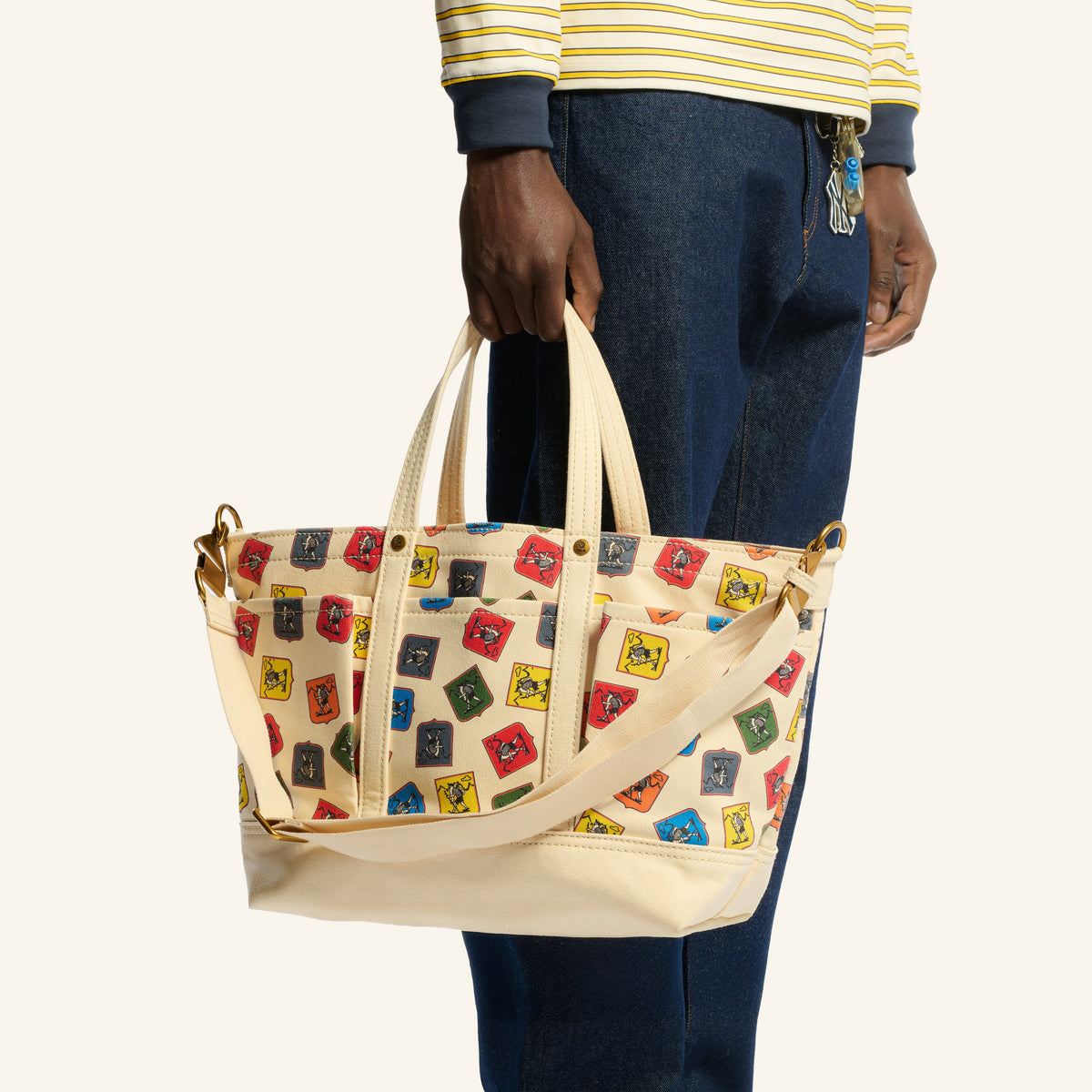 Au Vieux Campeur - Congés Payés - Après-ski Crest Tote - White Multi