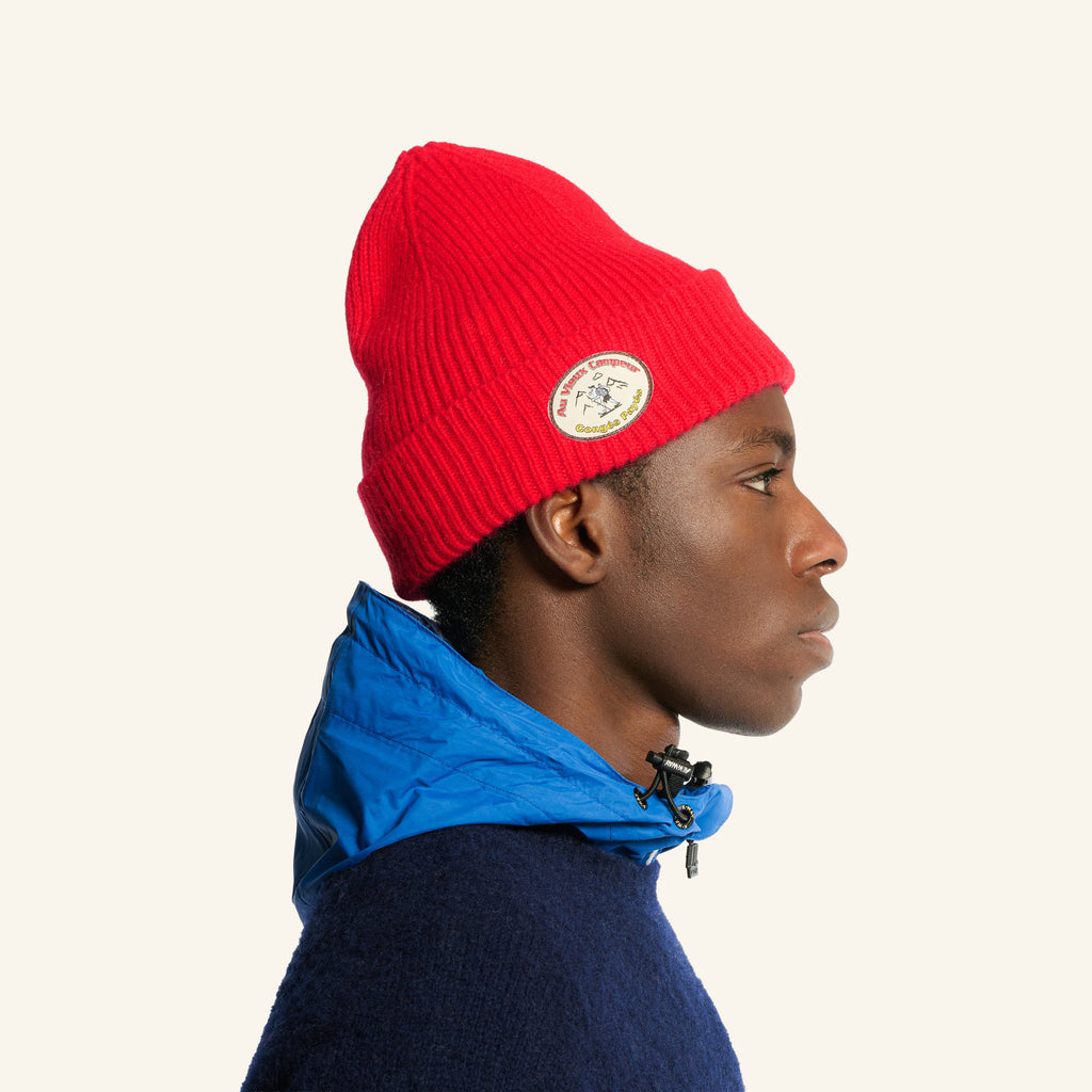 Au Vieux Campeur - Congés Payés - Bonnet Ben - Rouge