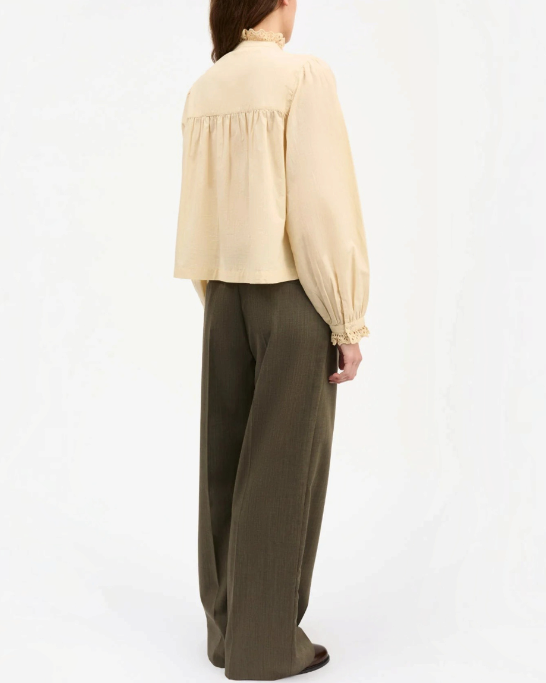 Back view of shirt Lesley cream in organic cotton Skall Studio at Merci Paris with lace details