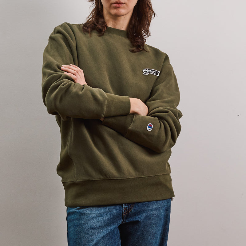 Merci x Champion - Crewneck - Olive