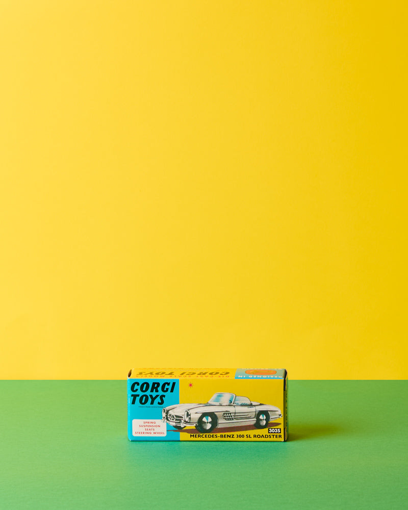 Corgi - Voiture Mercedes-Benz Roadcaster Cabriolet N°3035