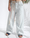 Pantalon large Merci Paris Dr Collectors P84 Dungaree en coton rayé bleu clair et écru avec ceinture en corde colorée