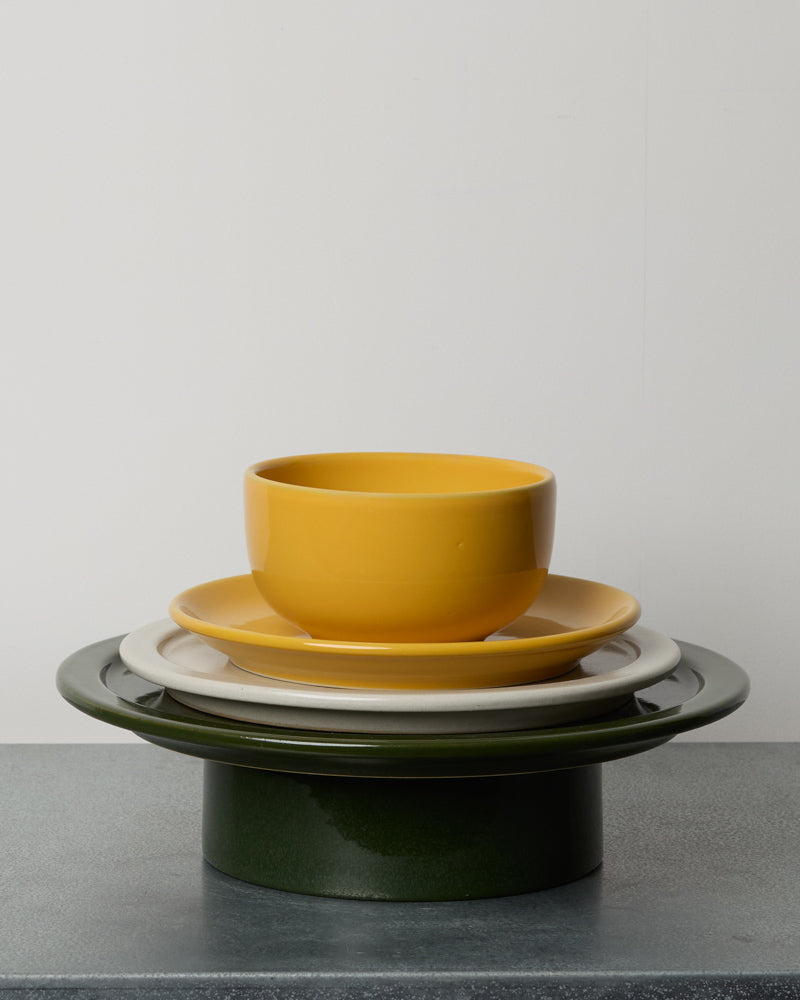 Merci - Stoneware Rimmed Dinner Plate - Cardamom Green