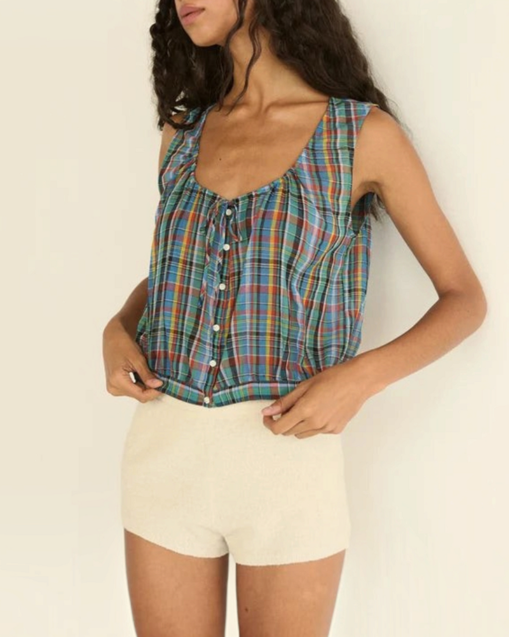 Blouse sans manches Merci Paris Dôen en coton biologique vert à carreaux avec encolure arrondie et boutons en nacre