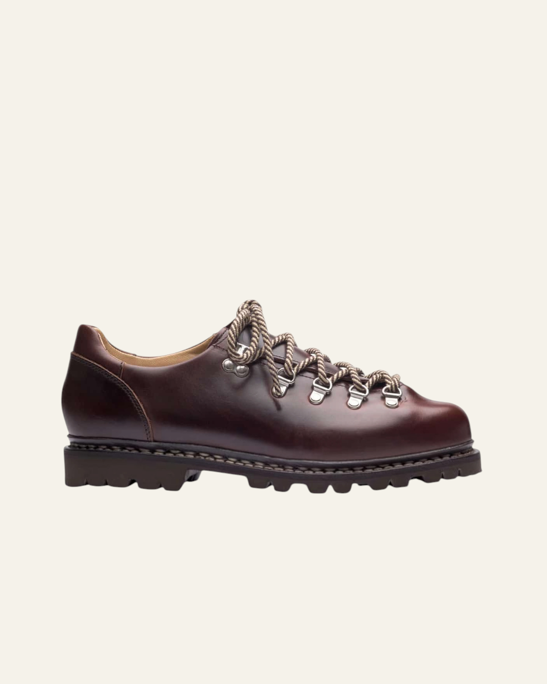 Derbies Paraboot Clusaz marron en cuir lisse avec lacets de randonnée, style montagne urbain chez Merci Paris