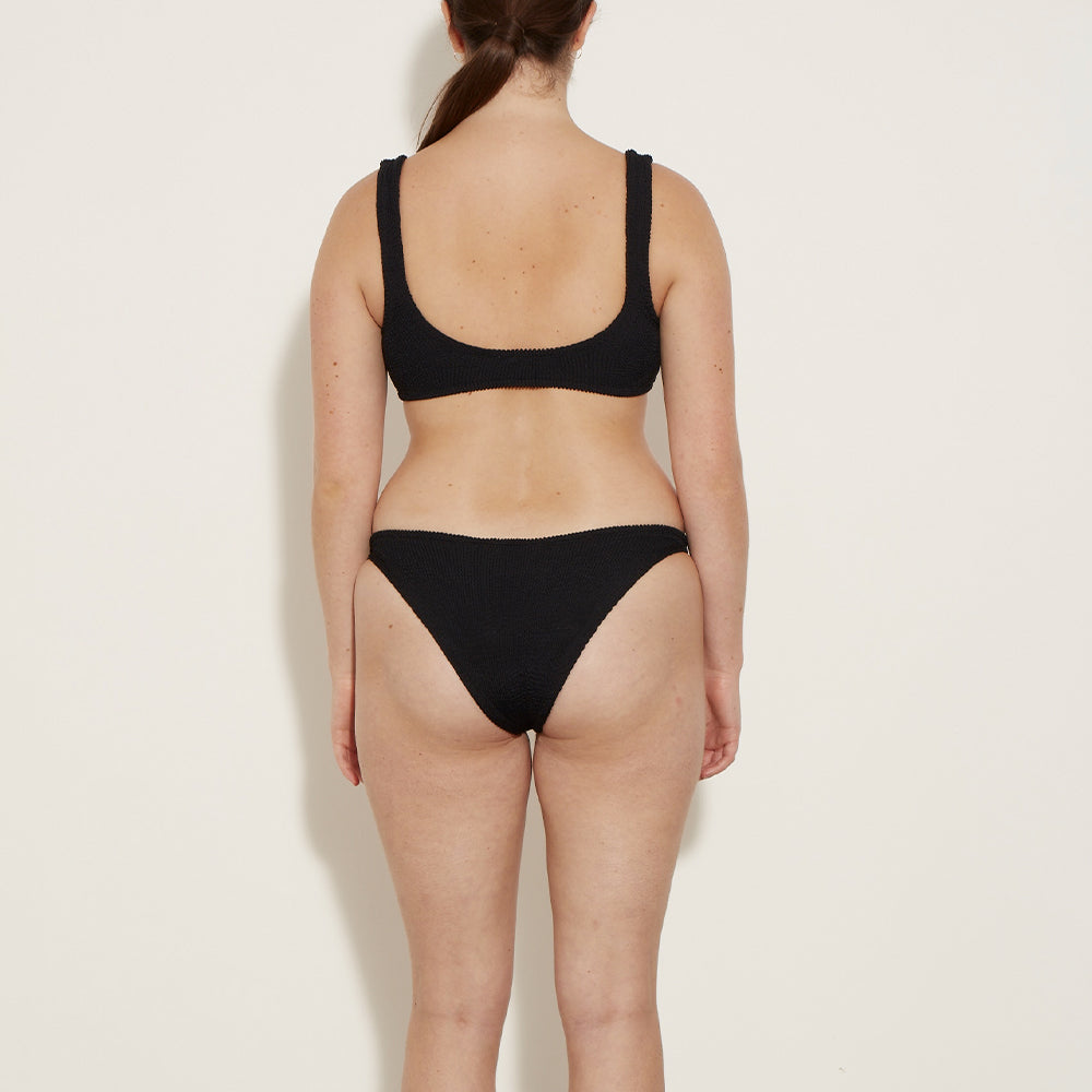 Hunza G XANDRABIKINICRINKLEBLACK 関税送料込 Hunza G - Available at COAST by COAST