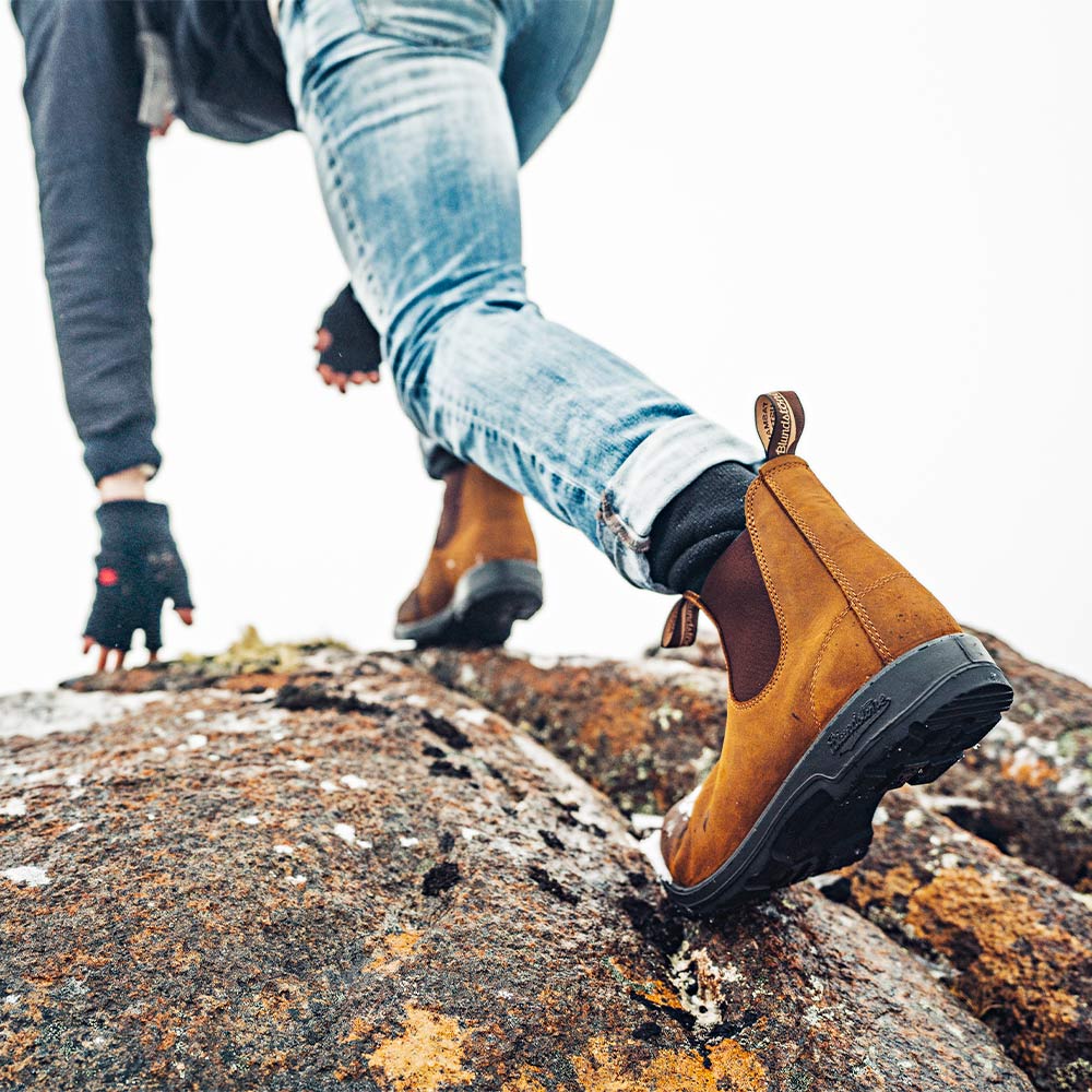 Blundstone Classic Chelsea Boots Camel