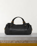 Gerard Darel - Sac À Main En Cuir 24H - Noir – Vue sur banc