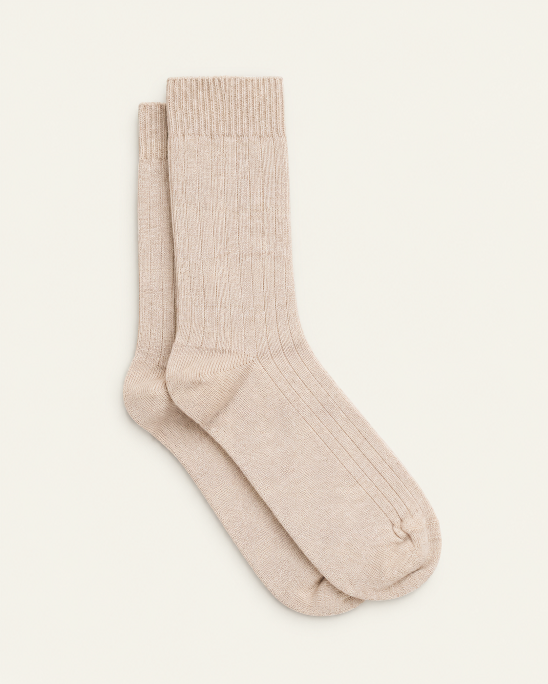 Baserange - Chaussettes Mi-Hautes Côtelées - Haptic — paire en packshot sur fond écru