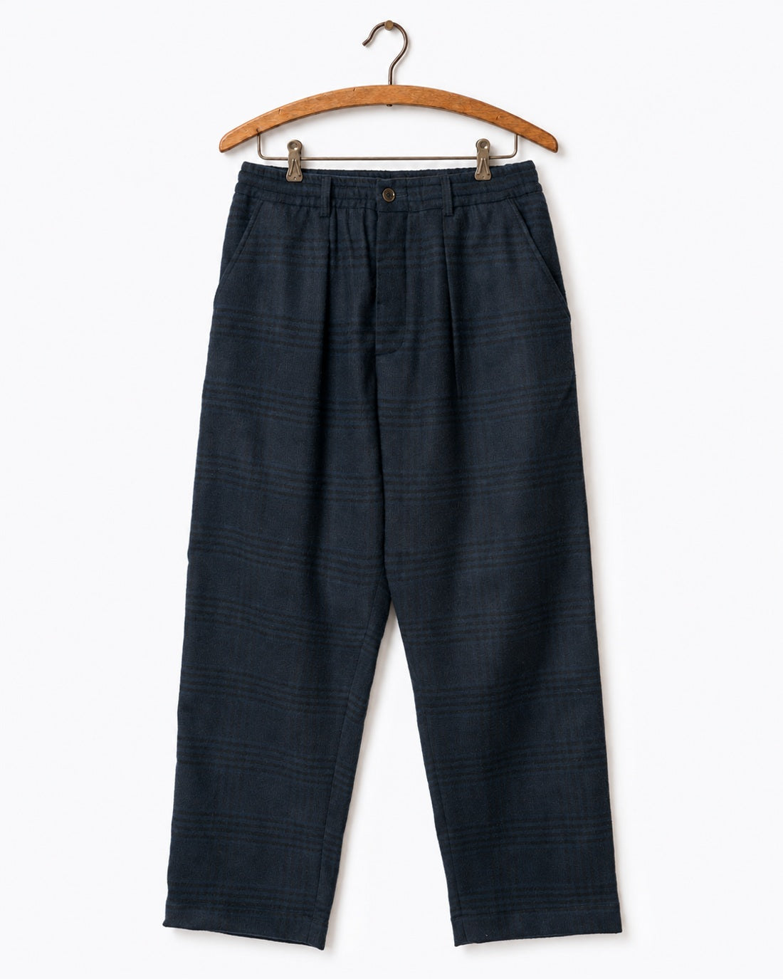 Universal Works - Pantalon Oxford Bob - Marine - sur cintre