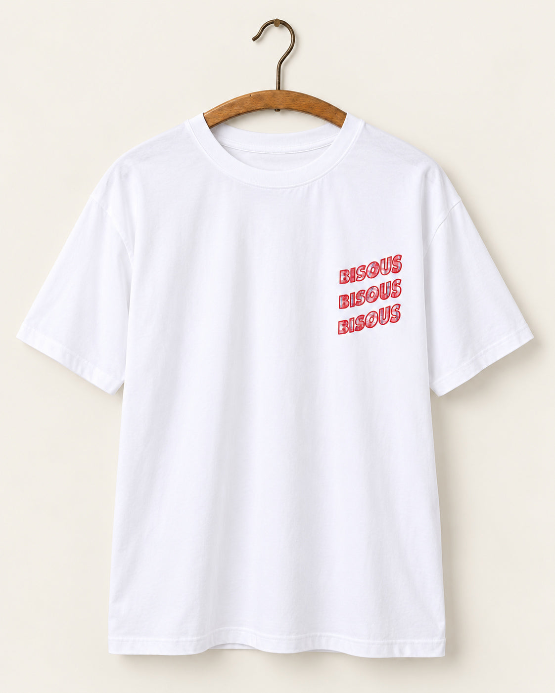 Bisous Skateboard - T-shirt Sonics Application - Blanc, vue de face sur cintre