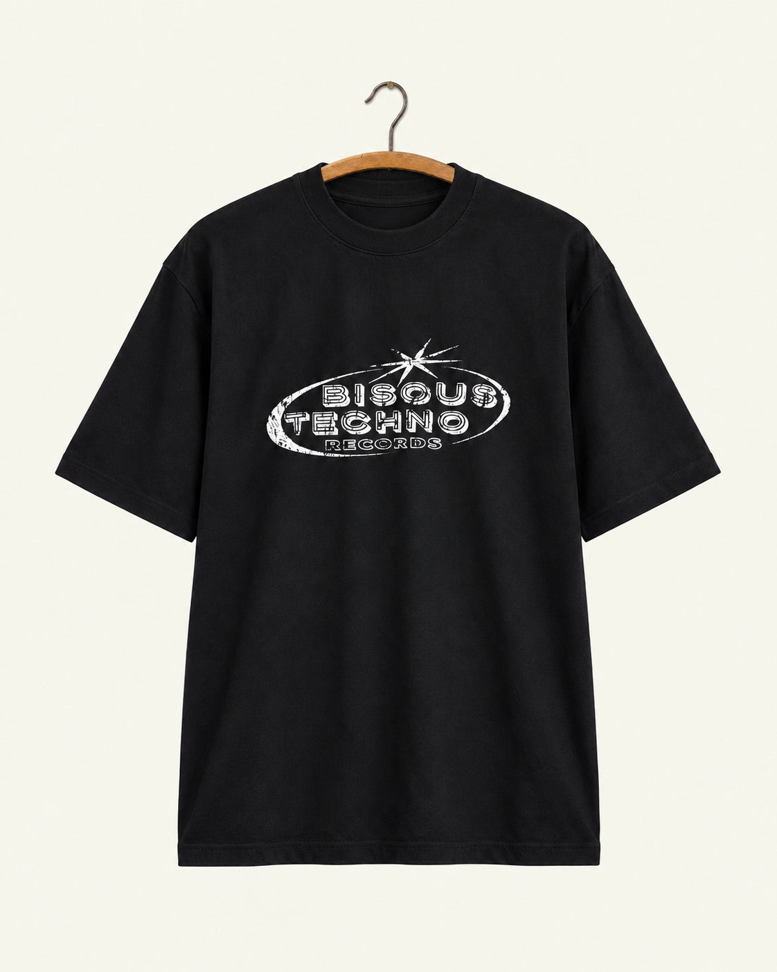 Bisous Skateboard - T-shirt Ballroom - Noir, vue de face sur cintre