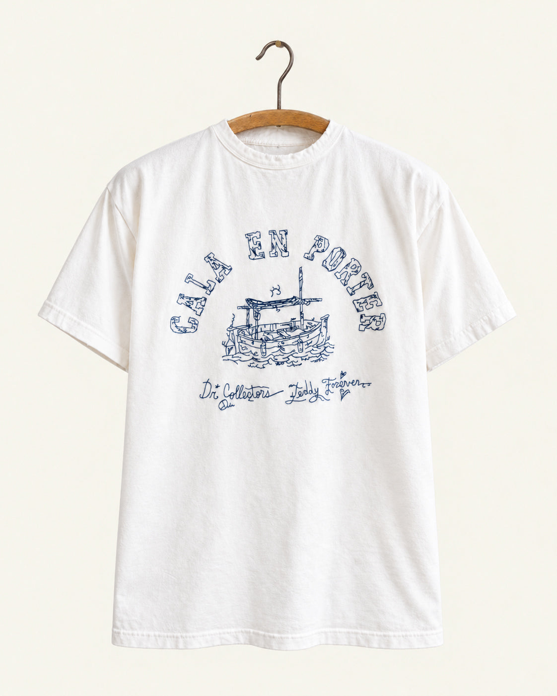 Dr Collectors - T-shirt Cala En Porter - Off White, vue de face sur cintre