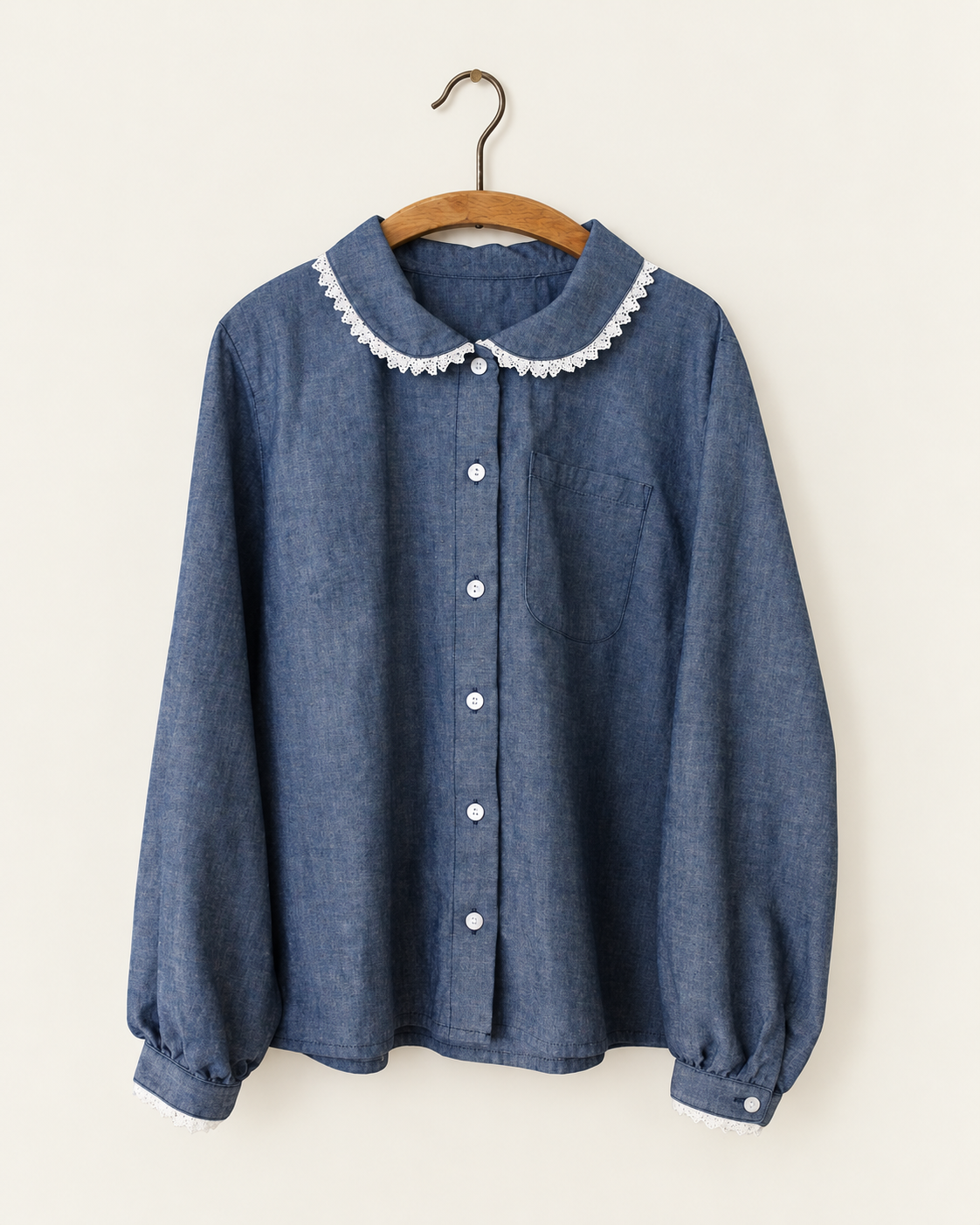 Sarahwear - Chemise Margaret - Indigo, vue de face sur cintre