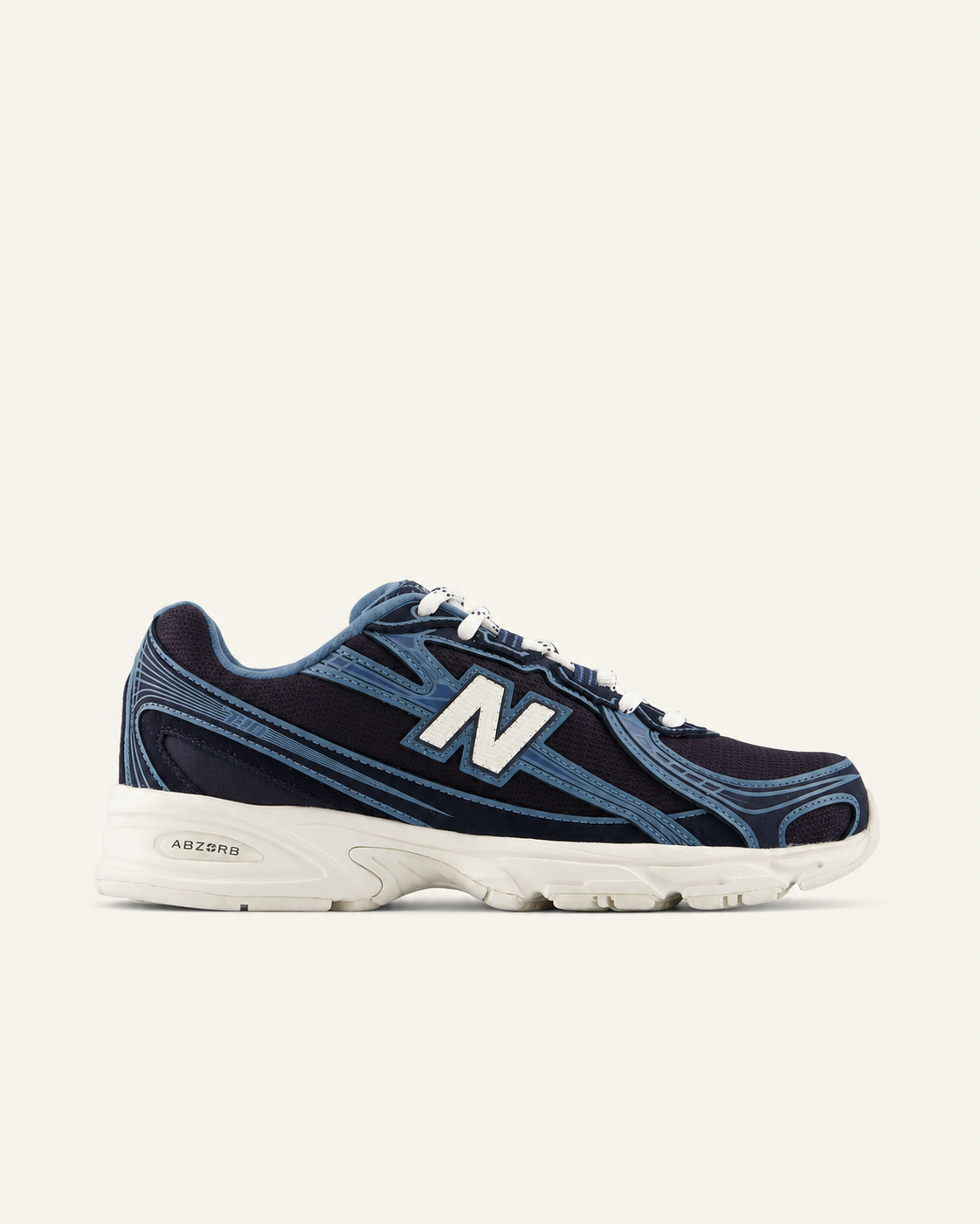New Balance - Baskets 740 - Dark Night Sea Salt, vue de profil