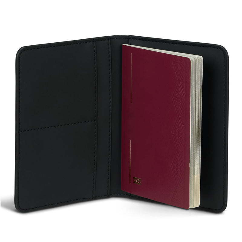 Lipault - Passport Cover - Black – Merci Paris