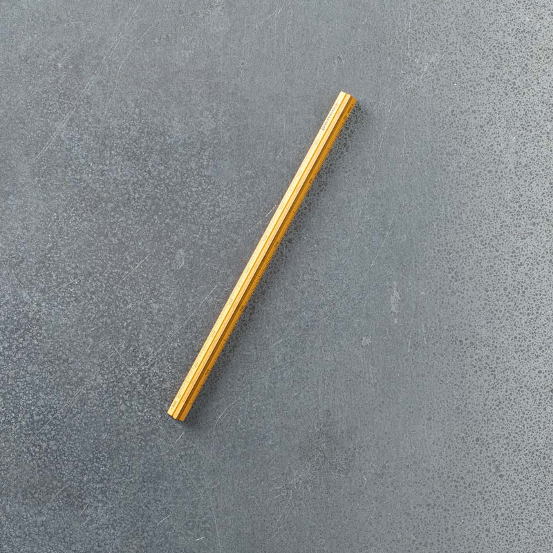 Règle jaune
