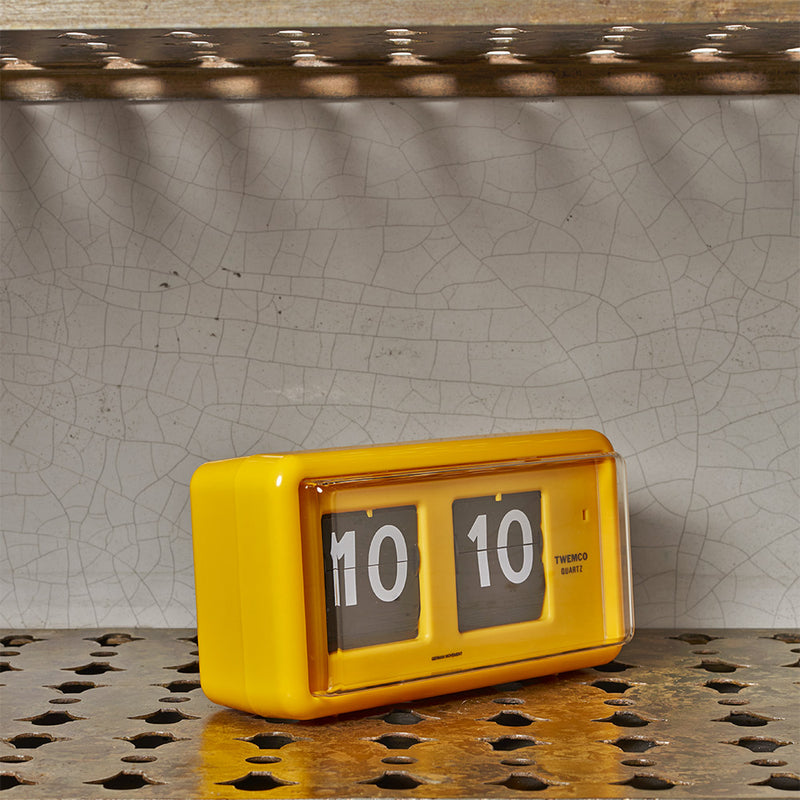 TWEMCO Classic Table Flip Clock QT-30 – Time Will Flip