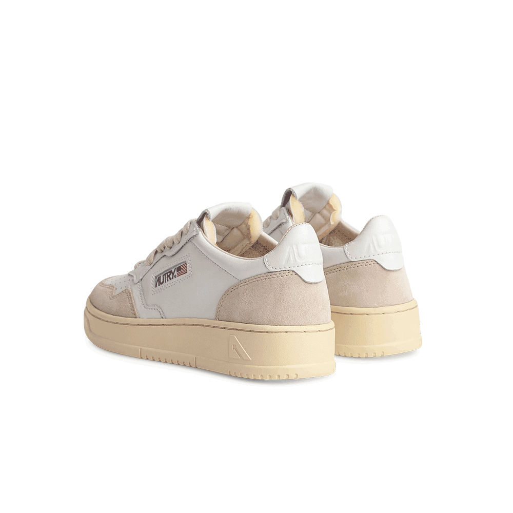 Autry - Medalist Low Sneakers - White & Beige Autry - Medalist Low Sneakers - White & Beige