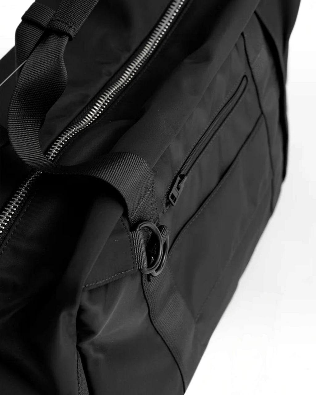 Sac de voyage Merci Paris AY Studios 18L noir en nylon recyclé résistant à l'eau avec fermeture zippée