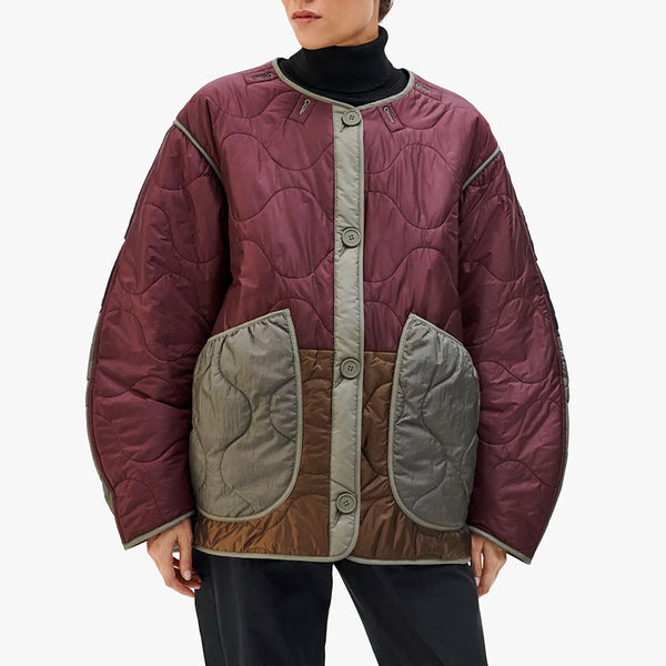 Marfa Stance - Patchwork quilt  - Wine