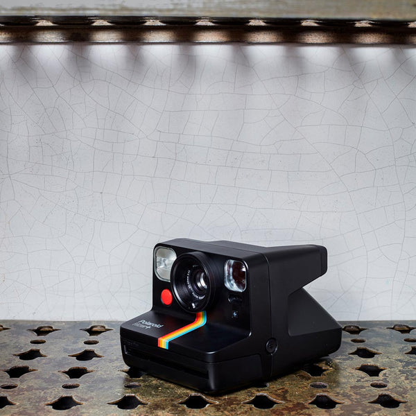 Appareil photo retro Polaroid Now + Noir